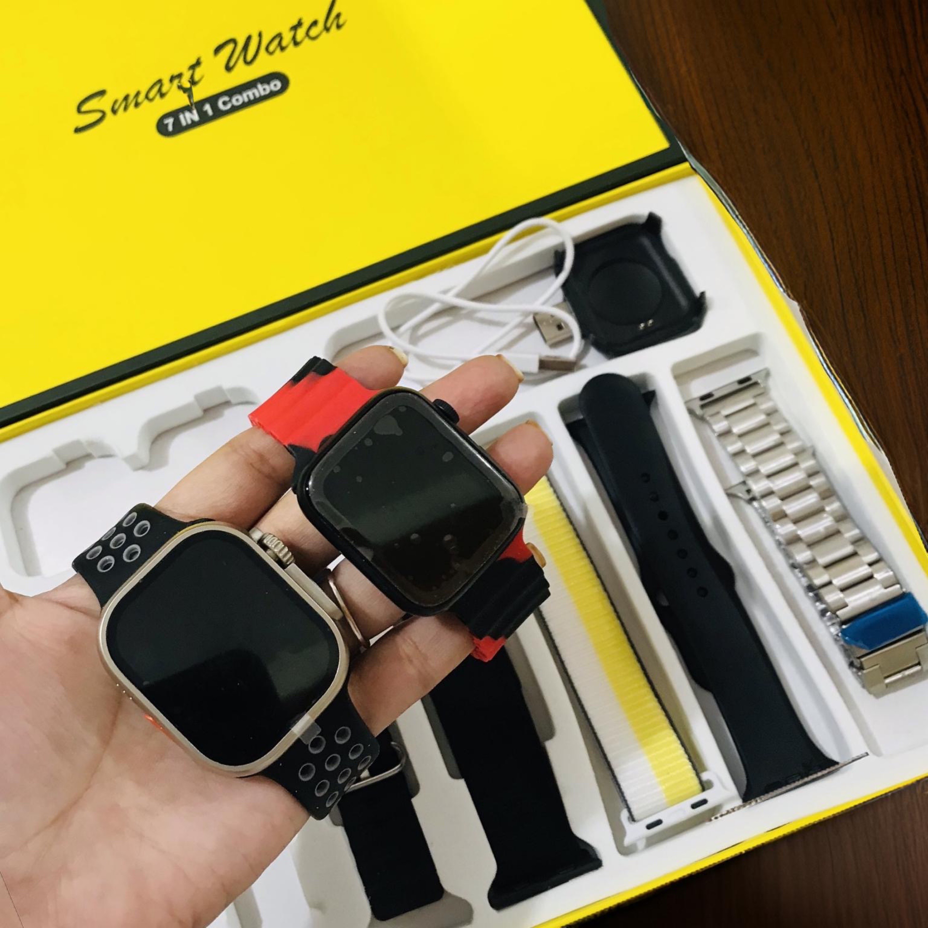 2 smartwatch with 7 straps